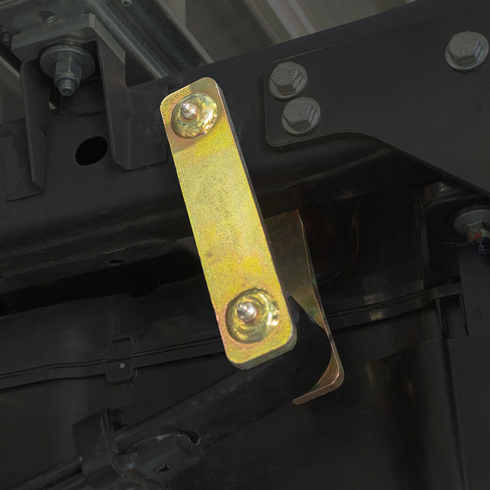 Superior Extended Shackles 2 Inch (50mm) Suitable For Mitsubishi Triton MV Rear - EXSH-A-TRI07